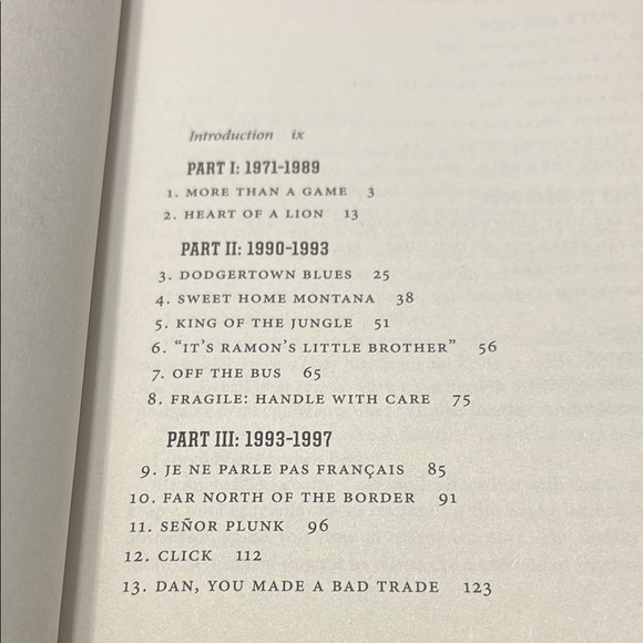 Pedro Martinez Book, baseball pitcher- preloved- good condition - Picture 6 of 8